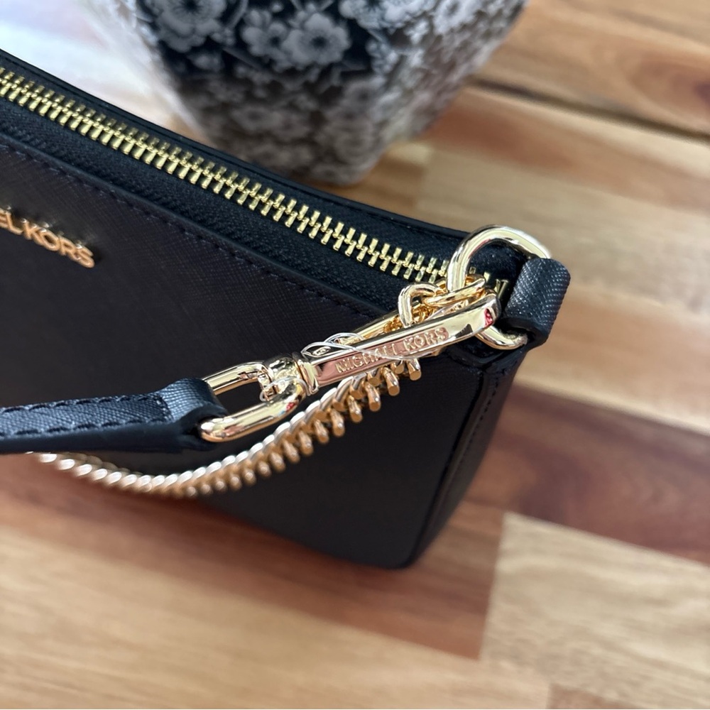 Michael Kors Black and Gold Crossbody Bag - Picture 3 of 7